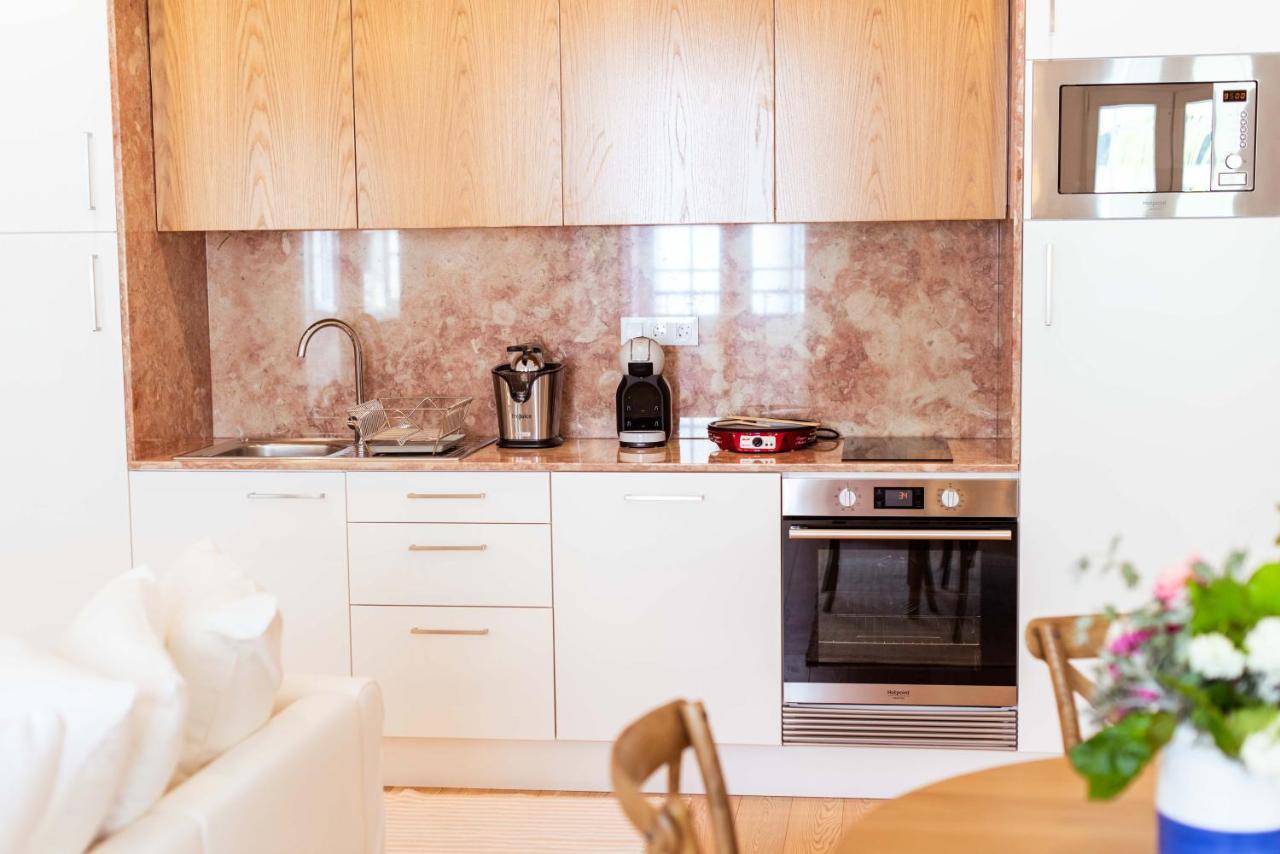 Apartamentos Ferreiros By Heart Of Funchal ภายนอก รูปภาพ