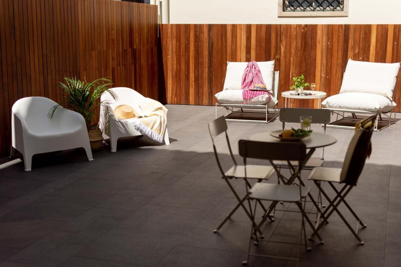 Apartamentos Ferreiros By Heart Of Funchal ภายนอก รูปภาพ